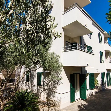 Apartment Rici Bol